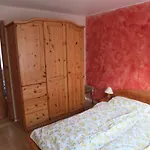 Haus Stamm, Am Waeldchen 1 *