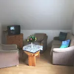 Haus Stamm, Am Waeldchen 1 *