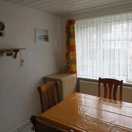 Haus Stamm, Am Waeldchen 1 *