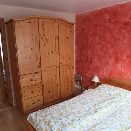 Haus Stamm, Am Wäldchen 1 *