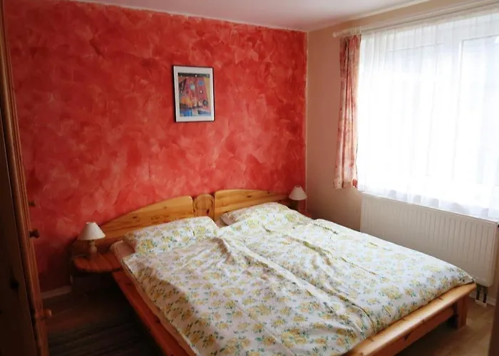 Haus Stamm, Am Waeldchen 1 Apartamento *