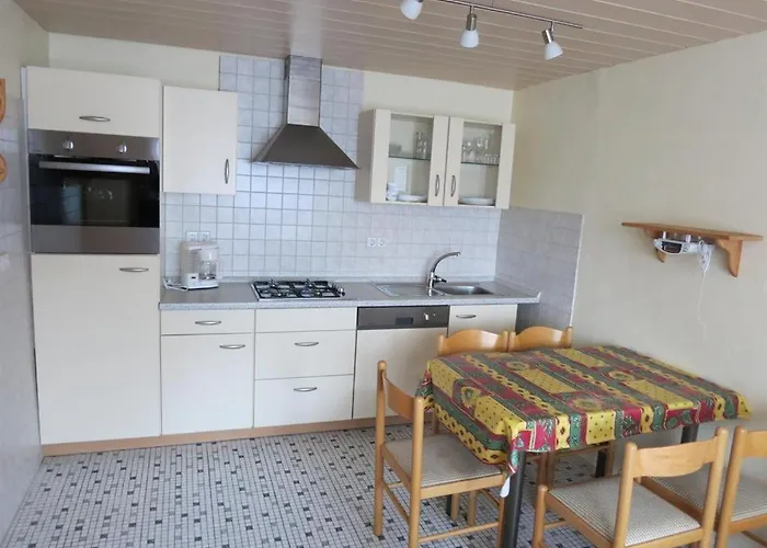 Haus Stamm, Am Waeldchen 1 * Böhl