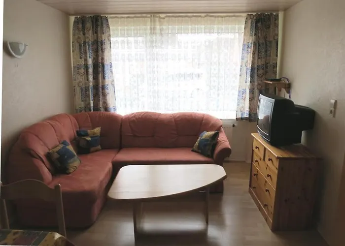 Haus Stamm, Am Waeldchen 1 Apartamento *